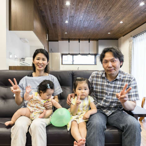 玄関家族写真