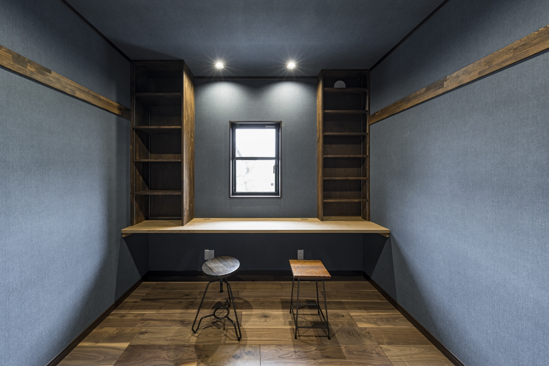 自然素材をふんだんに使用したナチュラルテイストな部屋