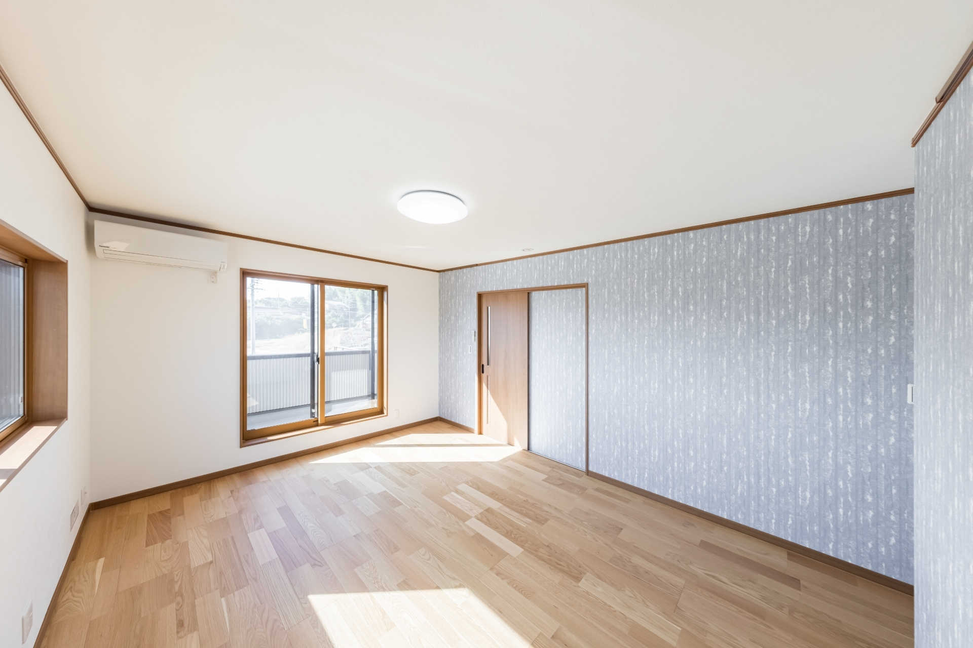 自然素材をふんだんに使用したナチュラルテイストな部屋